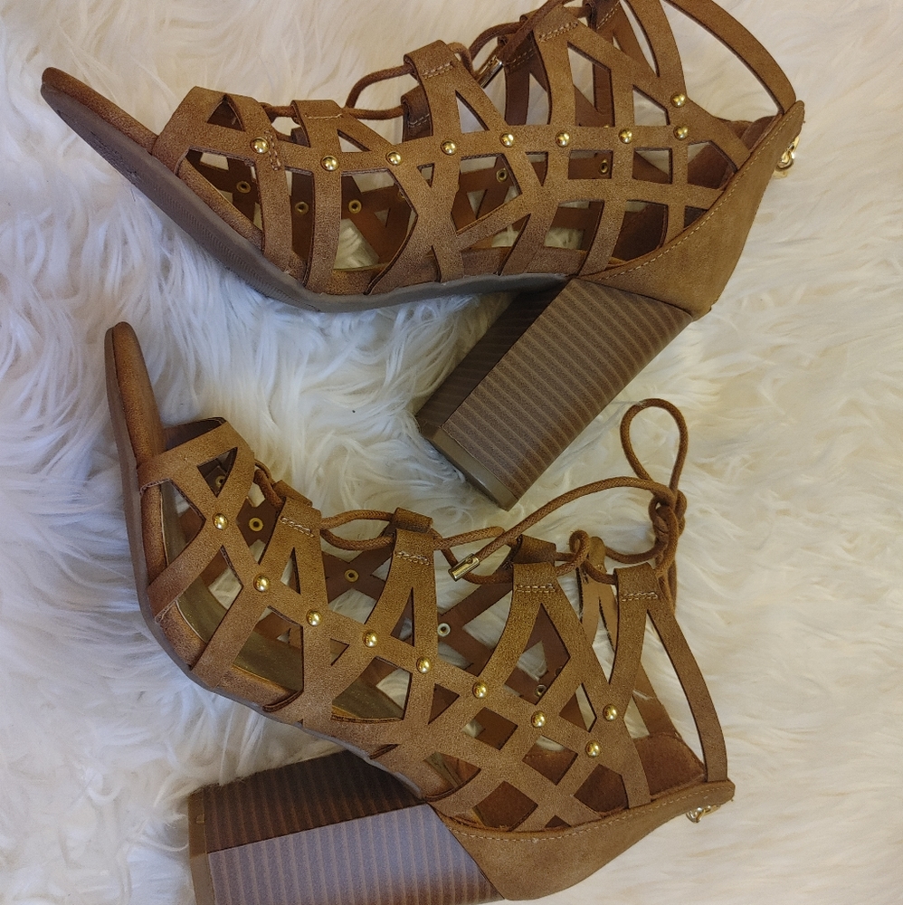 G by Guess juto6 women's open toe strappy sandal